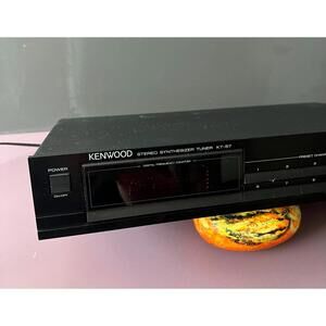Kenwood KT-57-Digital AM/FM Stereo Synthesizer Tuner TESTED AND WORKING